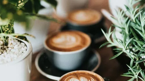 Café Bild von Nathan Dumlao